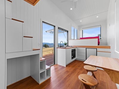 Alphaline Homes tiny home Ocean View Drive_03_web Alphaline Homes tiny home Ocean View Drive_03_web